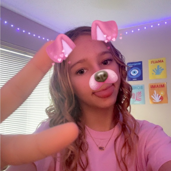 Meet your Posher, Kylee - Picture 1 of 1